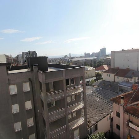 Kasumi Apartment Pristina Exterior foto