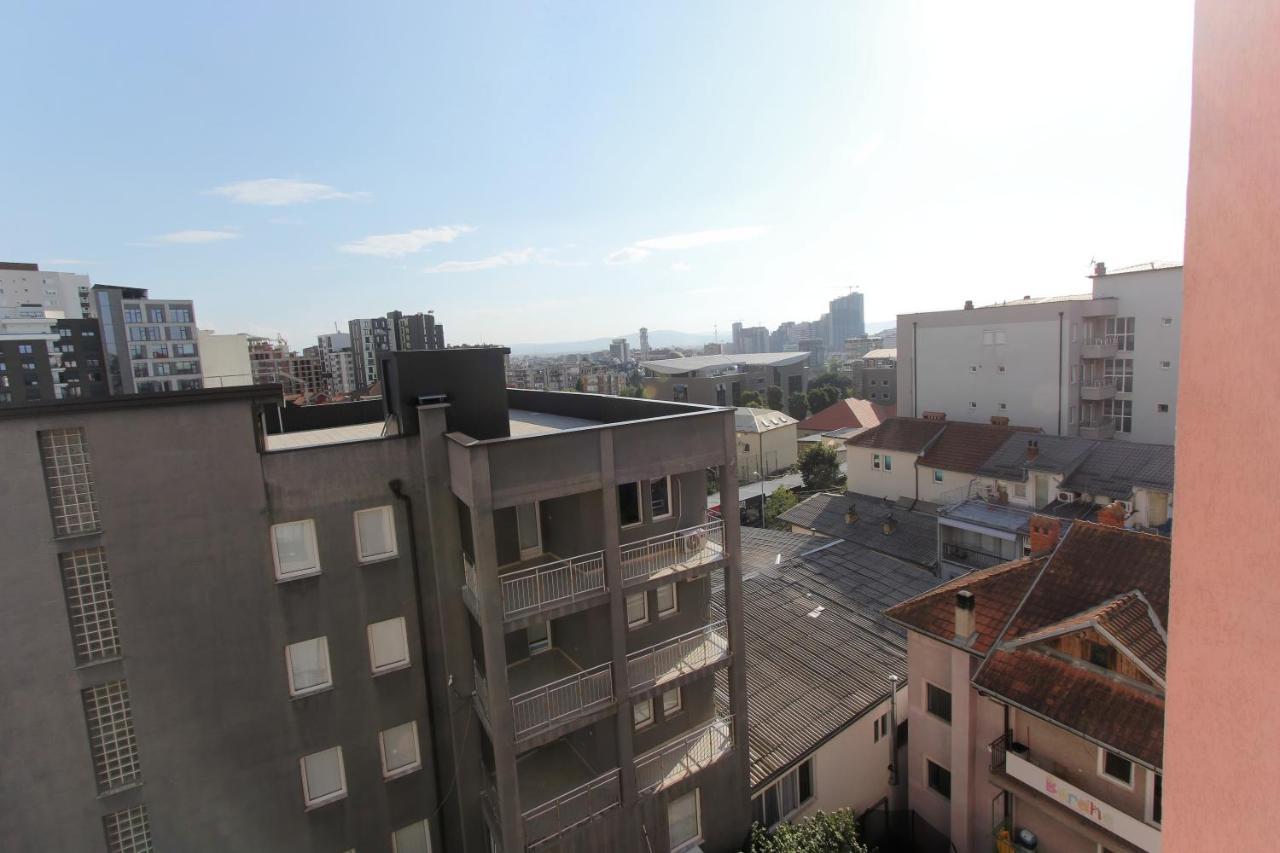 Kasumi Apartment Pristina Exterior foto